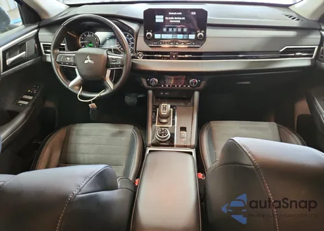 2024 Mitsubishi Outlander Se z USA, uszkodzony, nr VIN JA4J4VA82RZ081385